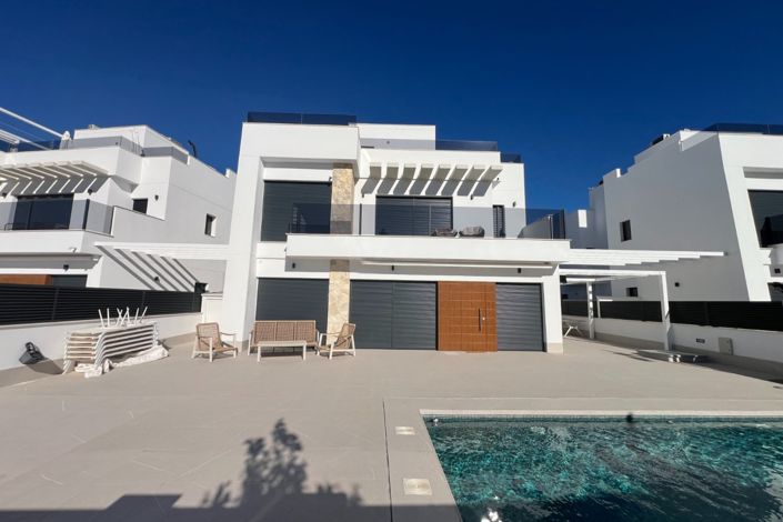 Image No.25-5 Bed Villa for sale