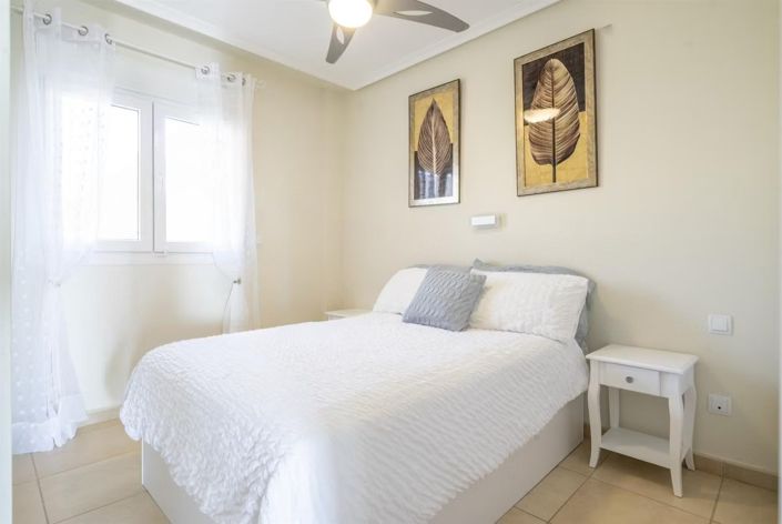 Image No.17-2 Bed Apartment for sale