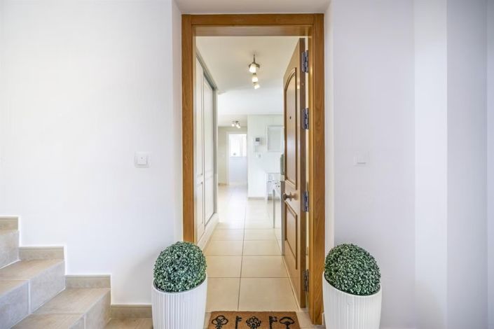 Image No.23-2 Bed Apartment for sale
