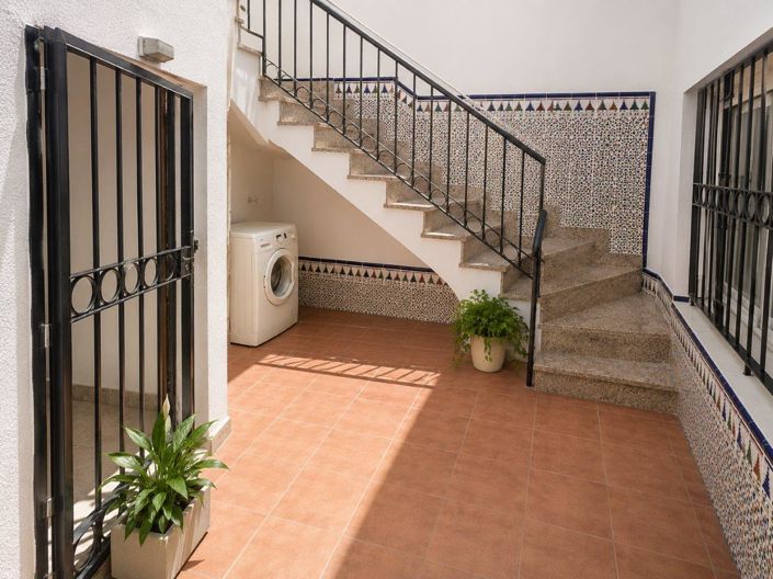Image No.7-2 Bed Villa for sale