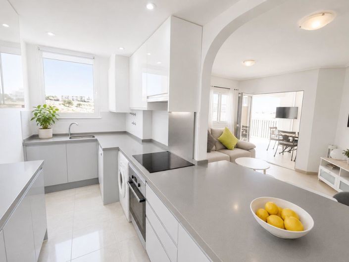Image No.4-2 Bed Apartment for sale