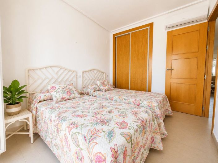 Image No.10-2 Bed Apartment for sale