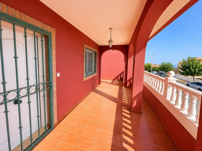 Image No.12-3 Bed Villa for sale
