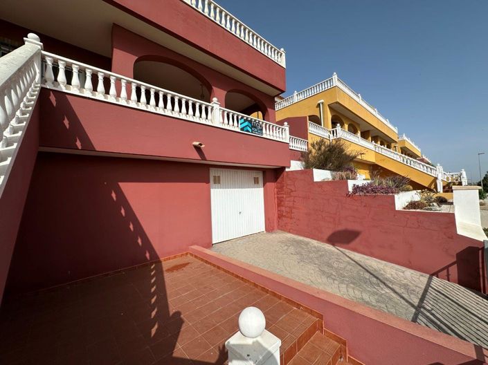 Image No.28-3 Bed Villa for sale