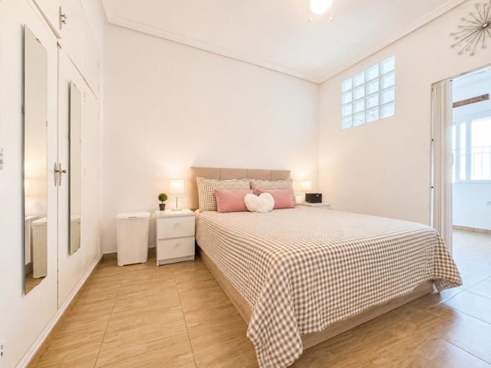 Image No.10-2 Bed Apartment for sale