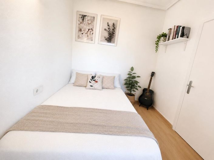 Image No.13-2 Bed Apartment for sale