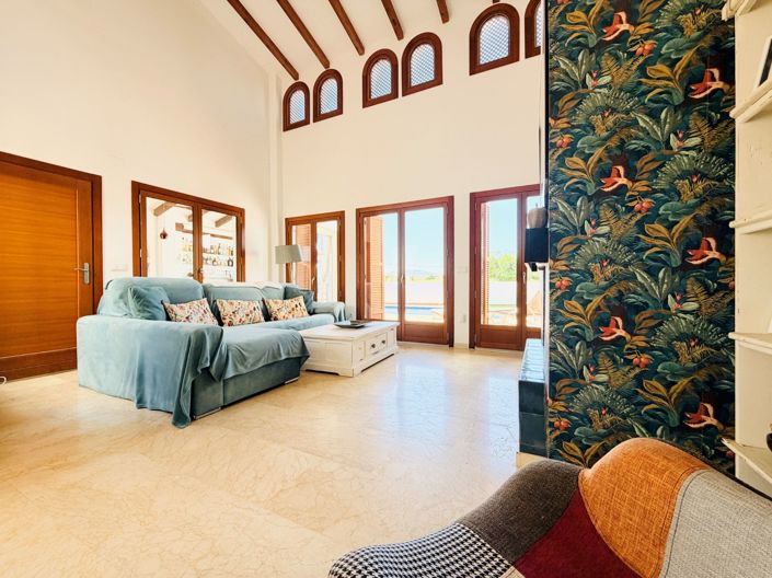 Image No.11-4 Bed Villa for sale