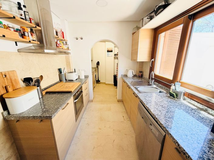 Image No.13-4 Bed Villa for sale