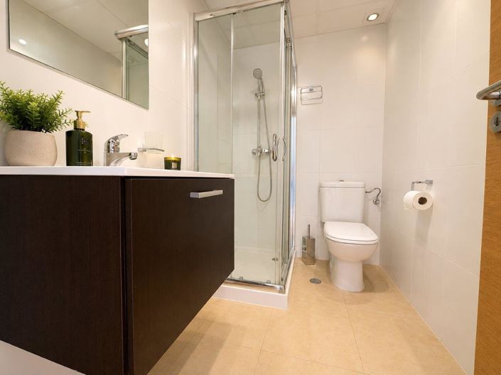 Image No.19-2 Bed Apartment for sale