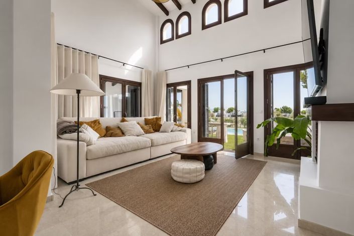 Image No.4-3 Bed Villa for sale