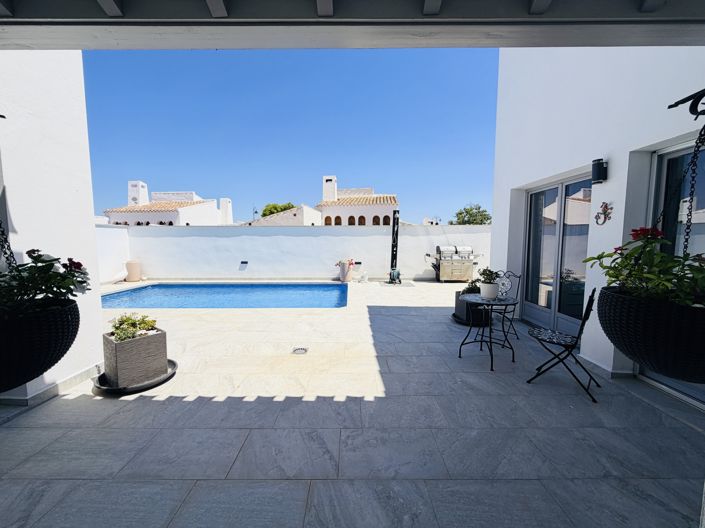 Image No.39-4 Bed Villa for sale