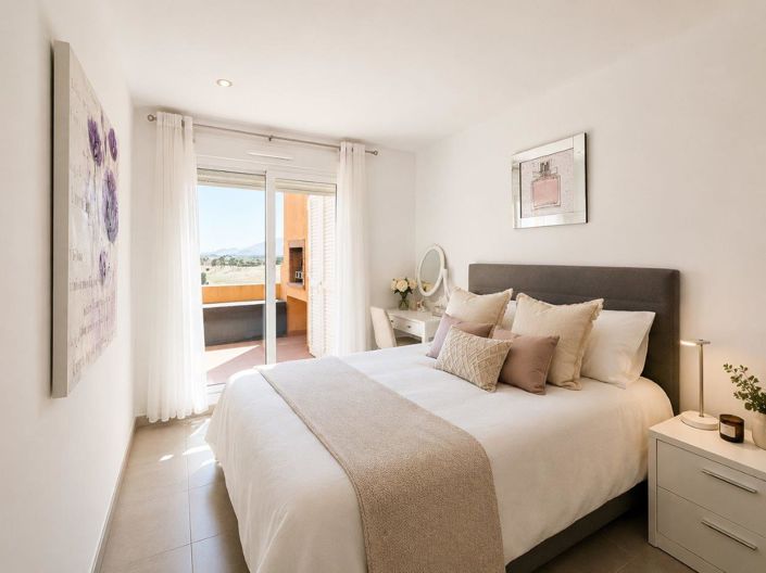 Image No.8-2 Bed Apartment for sale