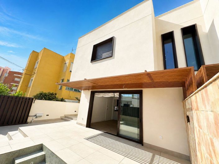 Image No.12-3 Bed Villa for sale