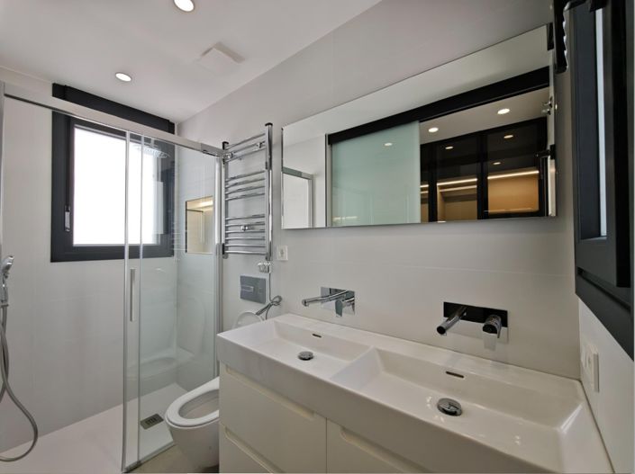 Image No.25-5 Bed Villa for sale