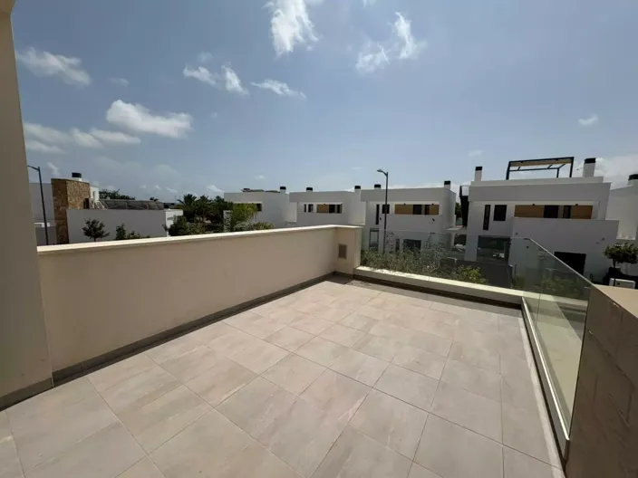 Image No.14-3 Bed Villa for sale
