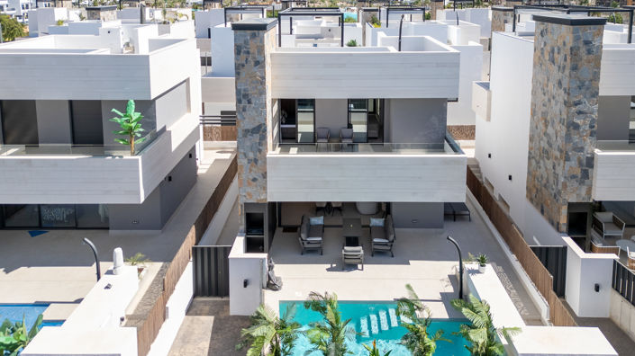 Image No.26-4 Bed Villa for sale