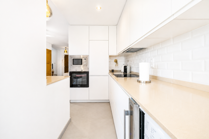 Image No.8-3 Bed Townhouse for sale