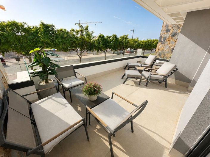 Image No.28-3 Bed Villa for sale