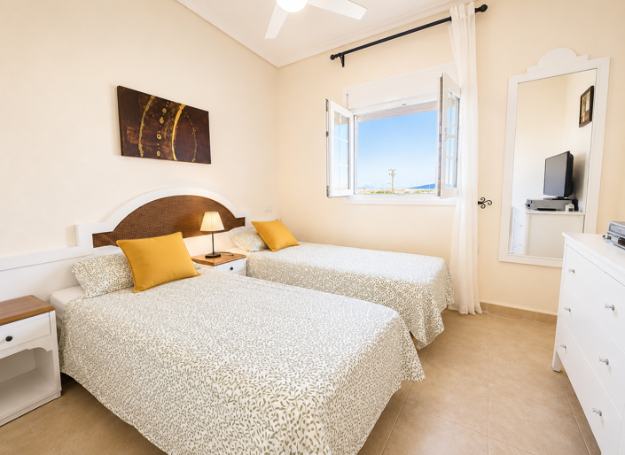 Image No.20-2 Bed Villa for sale