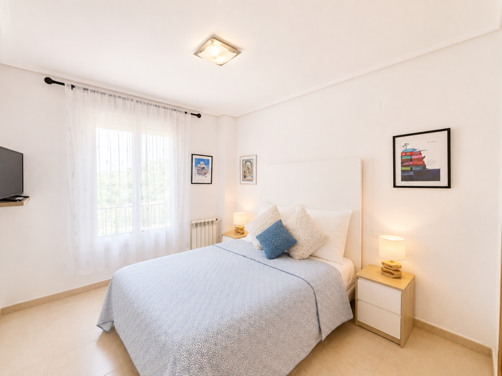 Image No.12-2 Bed Apartment for sale