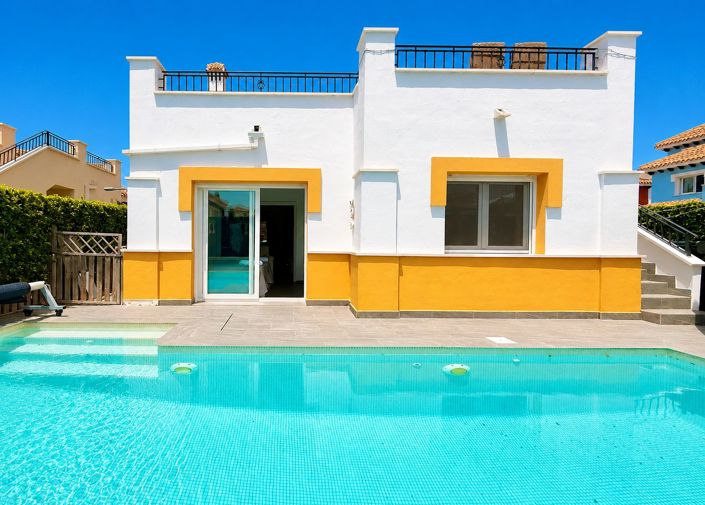 Image No.2-3 Bed Villa for sale