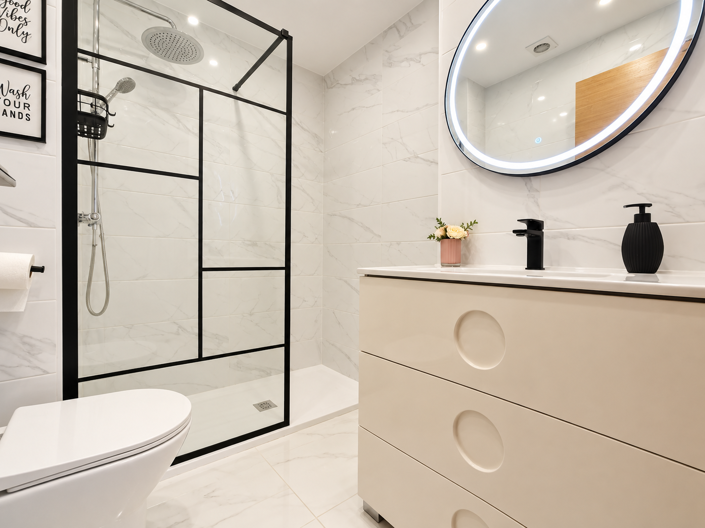 Image No.12-2 Bed Apartment for sale