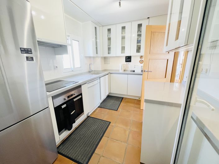 Image No.11-2 Bed Apartment for sale