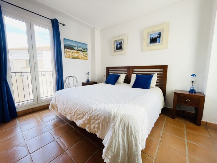 Image No.16-2 Bed Apartment for sale