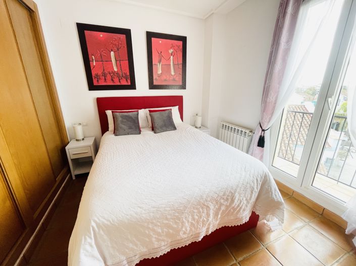 Image No.21-2 Bed Apartment for sale