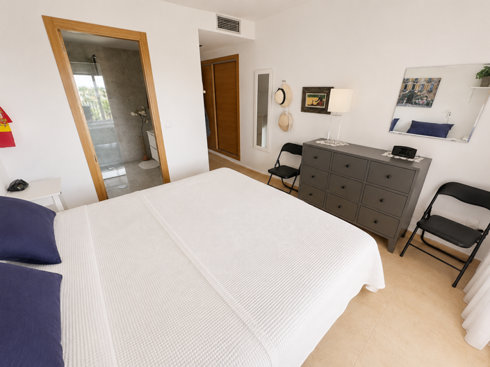 Image No.16-2 Bed Apartment for sale