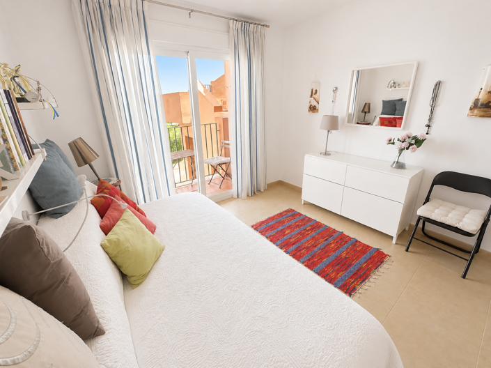 Image No.21-2 Bed Apartment for sale