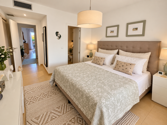 Image No.21-2 Bed Apartment for sale