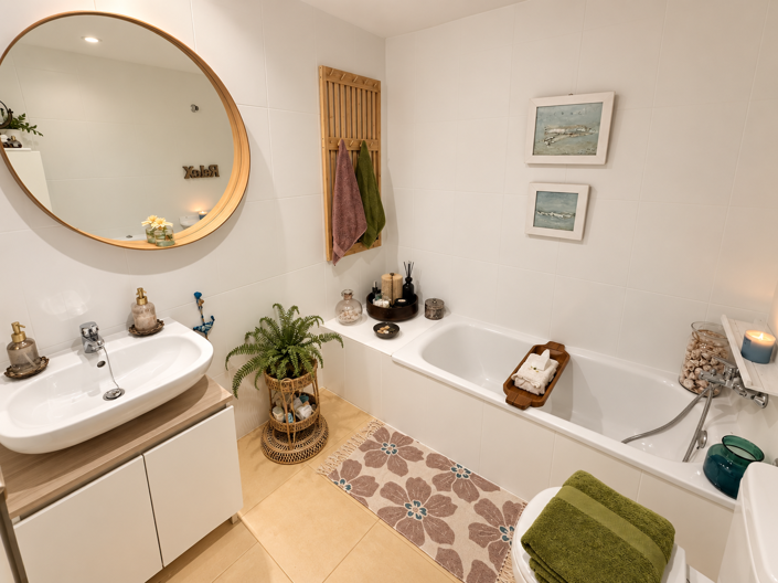 Image No.22-2 Bed Apartment for sale