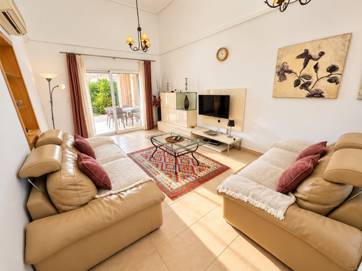 Image No.17-2 Bed Villa for sale
