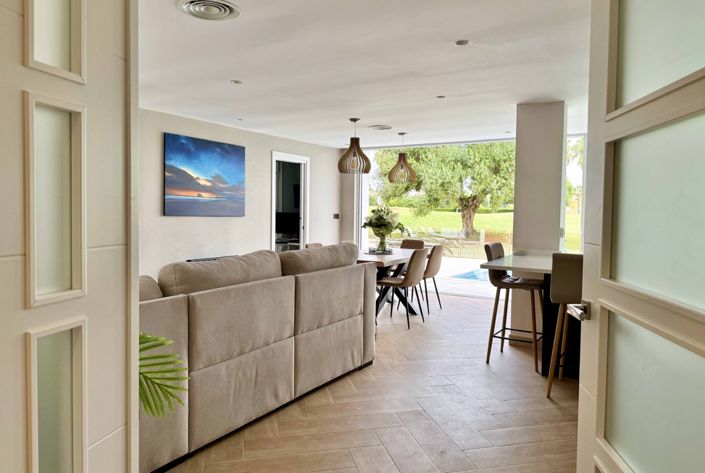 Image No.13-4 Bed Villa for sale