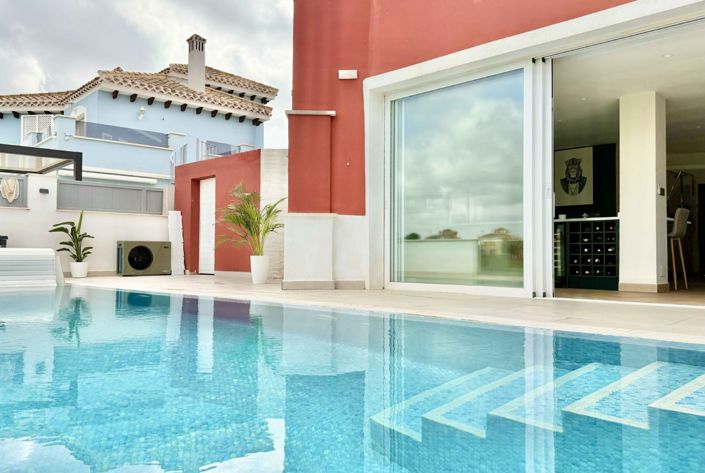 Image No.37-4 Bed Villa for sale