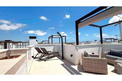 resale-villa-los-alcazares-santa-rosalia-lake