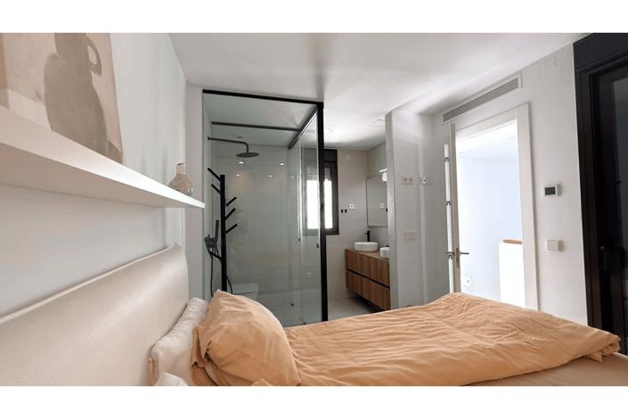 Image No.8-3 Bed Villa for sale