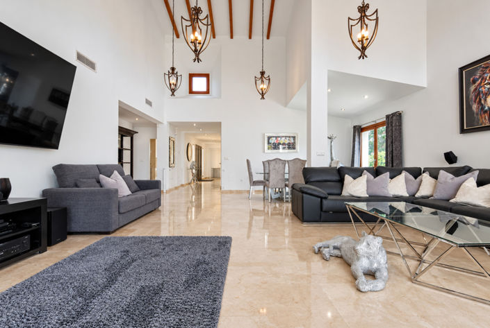 Image No.14-5 Bed Villa for sale