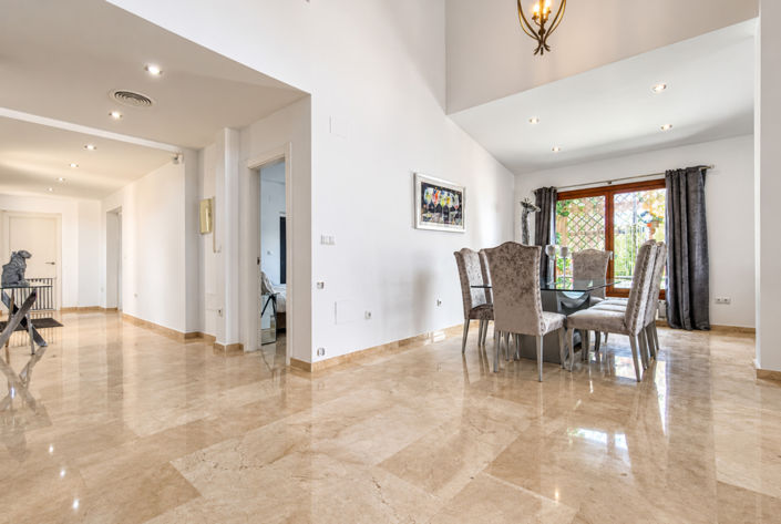 Image No.16-5 Bed Villa for sale
