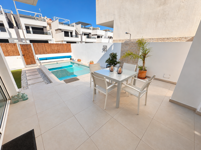 Image No.7-3 Bed Villa for sale