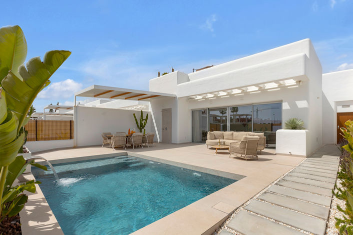 Image No.18-3 Bed Villa for sale