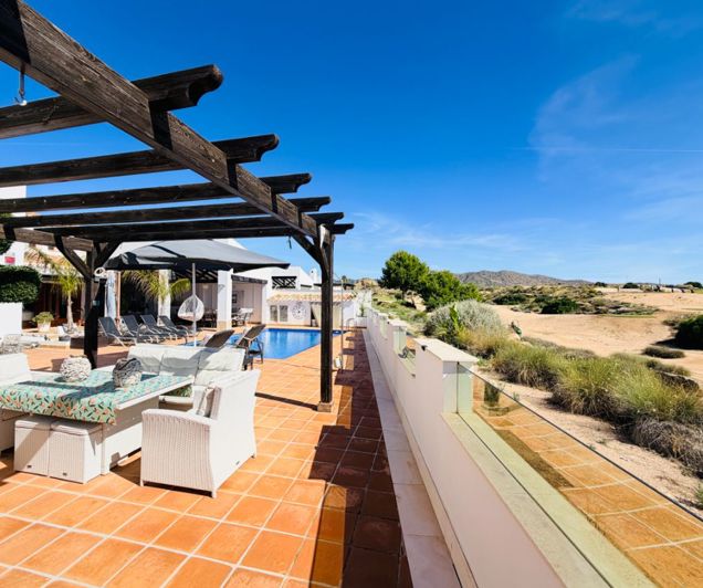 Image No.27-4 Bed Villa for sale