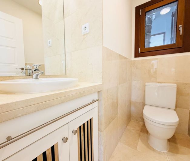 Image No.32-4 Bed Villa for sale