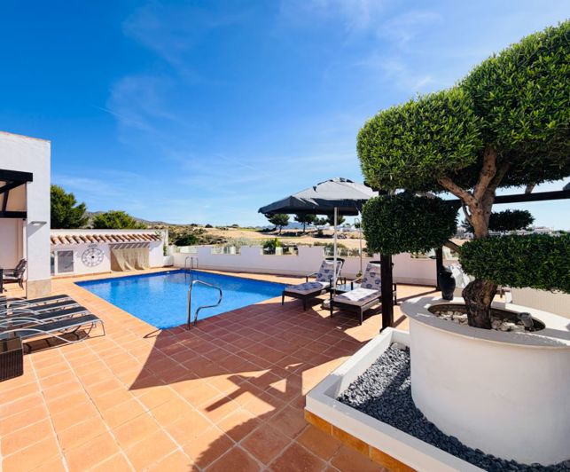 Image No.48-4 Bed Villa for sale