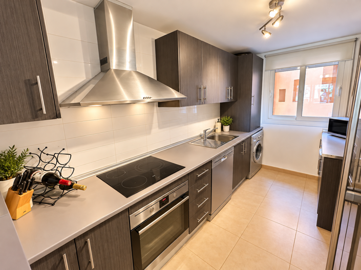 Image No.11-2 Bed Apartment for sale