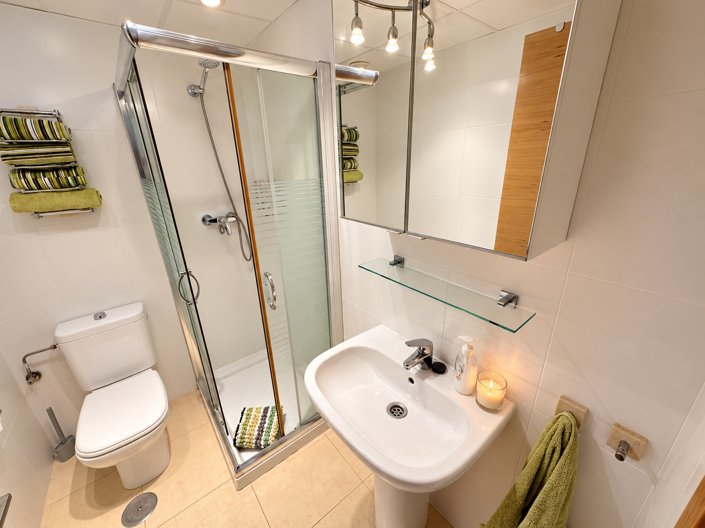 Image No.27-2 Bed Apartment for sale