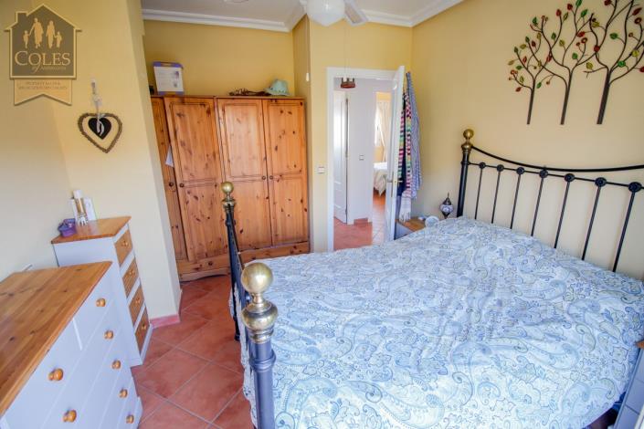 Image No.13-3 Bed Townhouse for sale