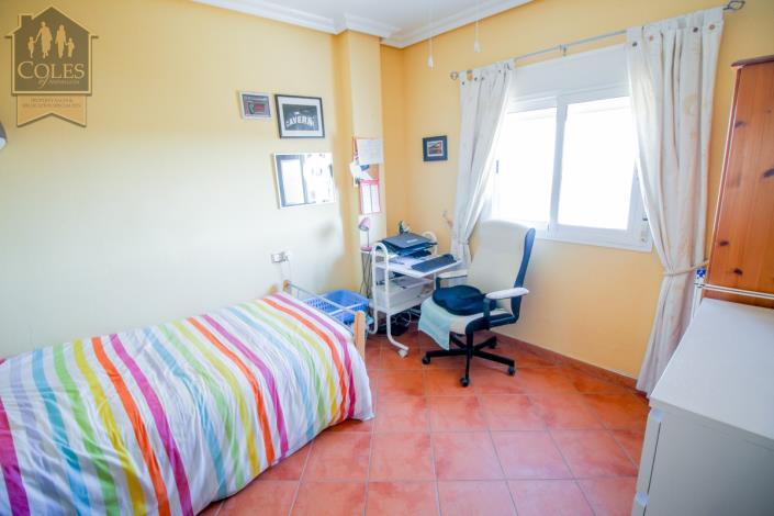 Image No.16-3 Bed Townhouse for sale