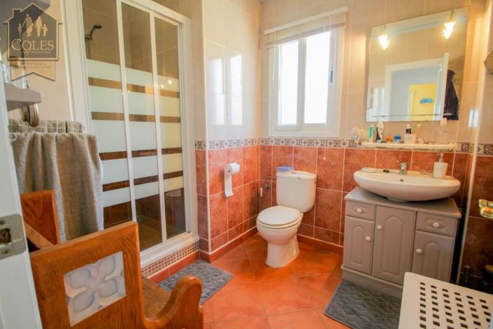 Image No.17-3 Bed Townhouse for sale